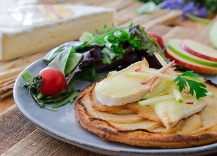 recette-tarte-pomme-brie-emilien-fromages