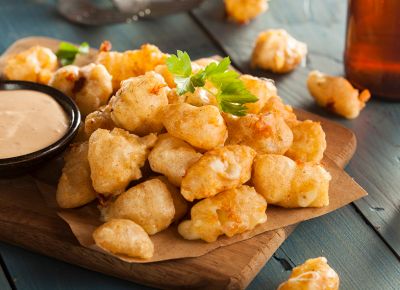 Beignets apéritifs à lOssau Iraty AOP Istara et au jambon de Bayonne